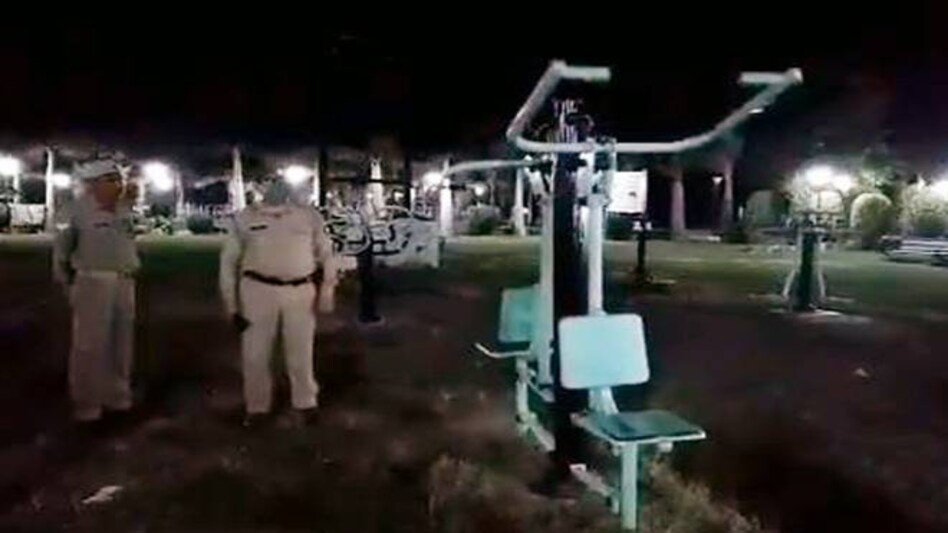 Watch: Gym equipment moves on its own; netizens confused Watch: Gym equipment moves on its own; netizens confused