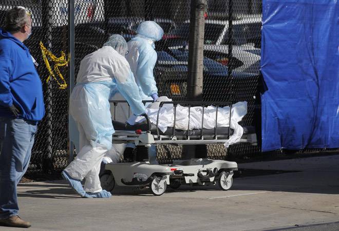 Coronavirus pandemic: Record uptick in cases, hospitalisations rock US states Coronavirus pandemic: Record uptick in cases, hospitalisations rock US states