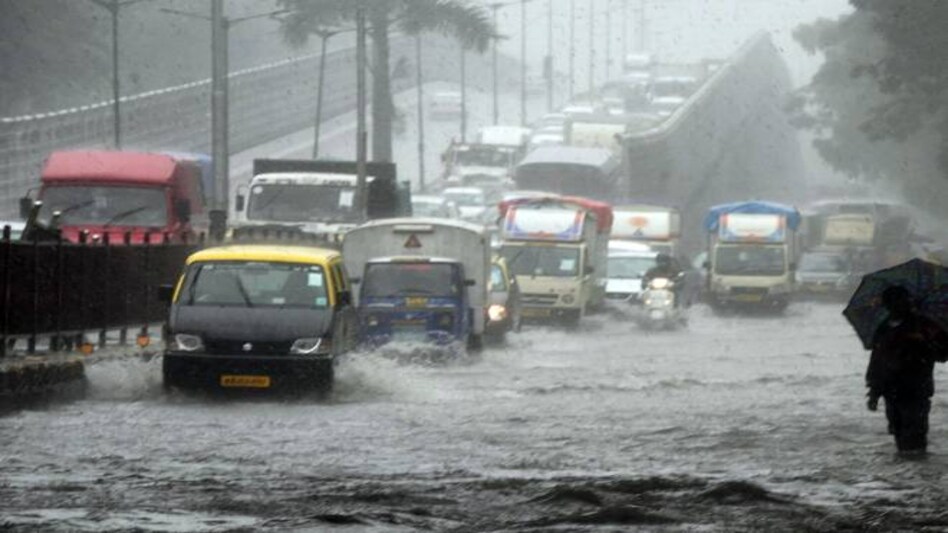 The IMD Mumbai has forecast very heavy rain in Mumbai and Konkan over the next 24 hours, with a warning to people not to venture outdoors unless necessary The IMD Mumbai has forecast very heavy rain in Mumbai and Konkan over the next 24 hours, with a warning to people not to venture outdoors unless necessary