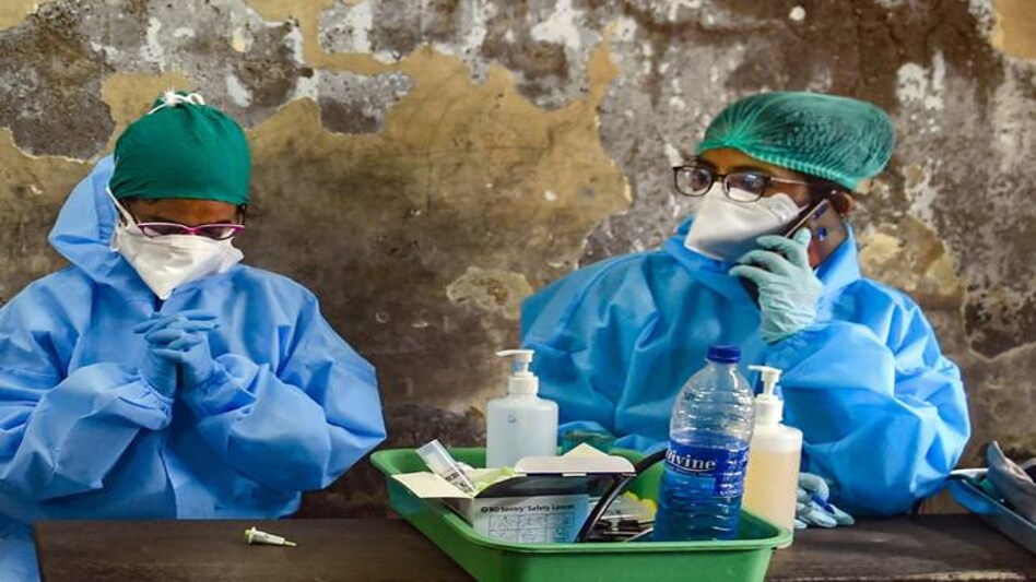 Coronavirus cases have reached 1.92 lakh in Tamil Nadu with 6,472 new cases. The state reported 88 fatalities in the past 24 hours, pushing the toll to 3,232 Coronavirus cases have reached 1.92 lakh in Tamil Nadu with 6,472 new cases. The state reported 88 fatalities in the past 24 hours, pushing the toll to 3,232