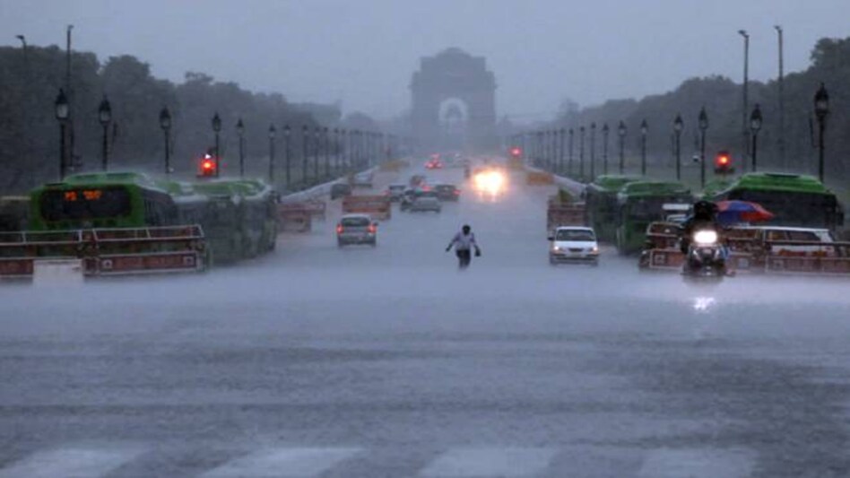 Delhi rains update: Thundershowers on Sunday Delhi rains update: Thundershowers on Sunday