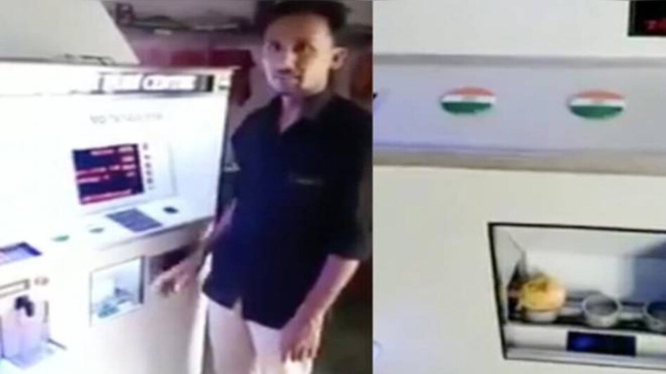 The 'GolGappa ATM' (Credits:@hardispeaks) The 'GolGappa ATM' (Credits:@hardispeaks)