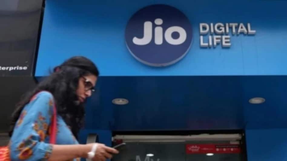 Jio says it will launch 5G service with Made-In-India tech, deployment next year Jio says it will launch 5G service with Made-In-India tech, deployment next year