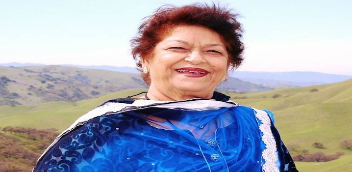 Saroj Khan had last choreographed for 'Tabaah Ho Gaye', featuring Madhuri Dixit in 2019 release Kalank Saroj Khan had last choreographed for 'Tabaah Ho Gaye', featuring Madhuri Dixit in 2019 release Kalank