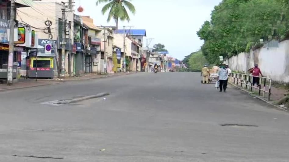 The Kerala governmenton has decided to impose triple lockdown in Thiruvananthapuram corporation limits following a spike in coronavirus cases. The Kerala governmenton has decided to impose triple lockdown in Thiruvananthapuram corporation limits following a spike in coronavirus cases.