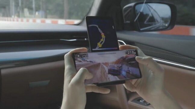 LG Wing dual screens feature gaming, navigation in new video
