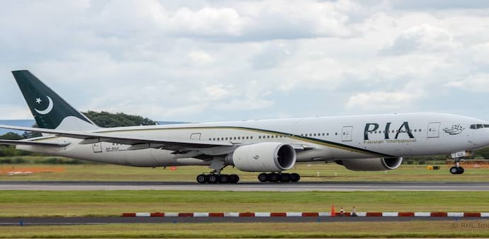 The CAA inquiry board found 850 pilots with suspected credentials out of which 262 licences were found "dubious". The CAA inquiry board found 850 pilots with suspected credentials out of which 262 licences were found "dubious".