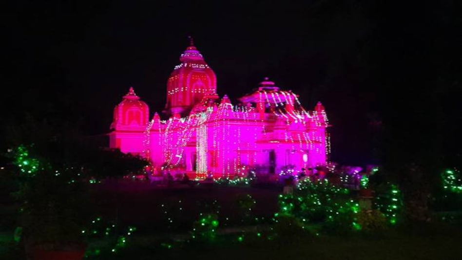 Security has been beefed up in and around Ayodhya Security has been beefed up in and around Ayodhya