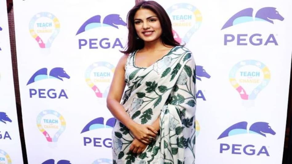 Sushant Singh Rajput death: ED summons Rhea Chakraborty to appear on August 7 Sushant Singh Rajput death: ED summons Rhea Chakraborty to appear on August 7