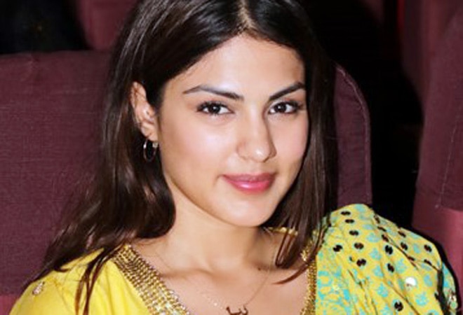 Rhea Chakraborty explains her 'Sorry Babu' comment on seeing Sushant Singh Rajput's mortal remains