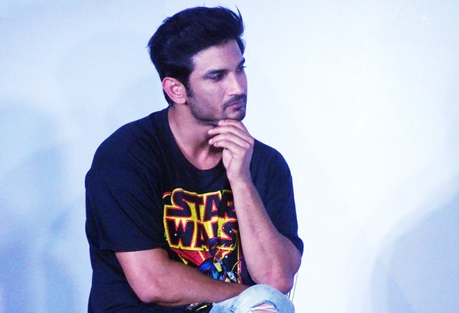 Sushant Singh Rajput case: Locksmith, Mohd Rafi Shaikh, who broke the lock of Sushant's bedroom, said he was called when the actor didn't open his door's room despite repeated phone calls and knocks Sushant Singh Rajput case: Locksmith, Mohd Rafi Shaikh, who broke the lock of Sushant's bedroom, said he was called when the actor didn't open his door's room despite repeated phone calls and knocks