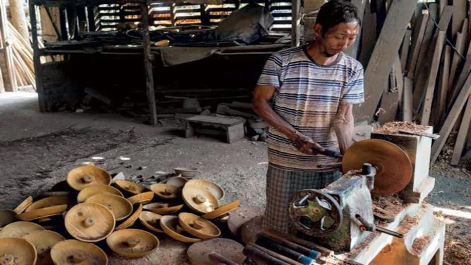 Right now, for the handloom and handicraft artisans, it looks like the hardest and longest struggle for survival with no hope in sight Right now, for the handloom and handicraft artisans, it looks like the hardest and longest struggle for survival with no hope in sight