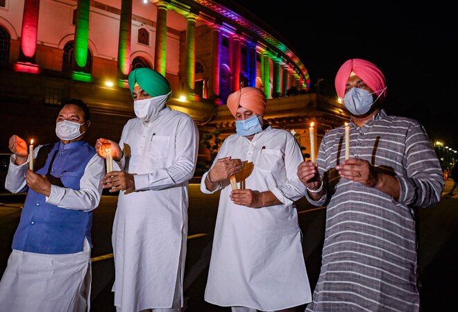 Farm bills 2020: Opposition parties plan nationwide protest; Congress to collect signatures of 2 crore farmers