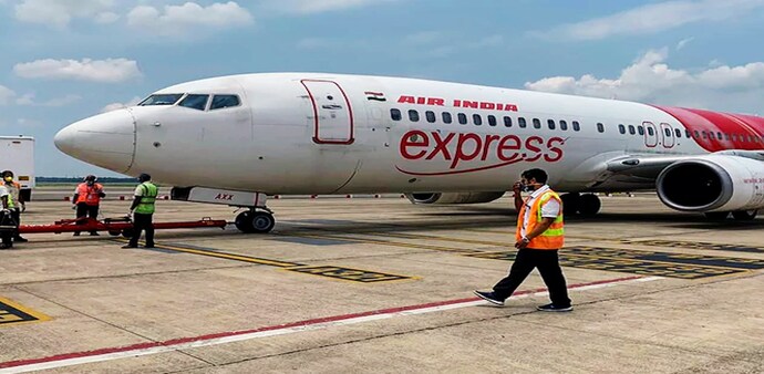 Dubai Civil Aviation Authority has stopped Air India Express from flying to Dubai for 15 days (PTI) Dubai Civil Aviation Authority has stopped Air India Express from flying to Dubai for 15 days (PTI)