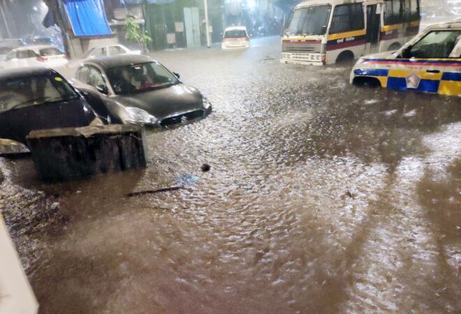 Mumbai rain: Transport services hit; BMC declares holiday for private, government offices