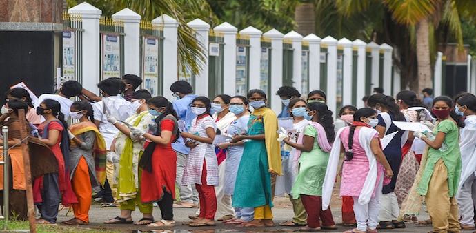 Tamil Nadu passes bill for reservation in medical colleges Tamil Nadu passes bill for reservation in medical colleges
