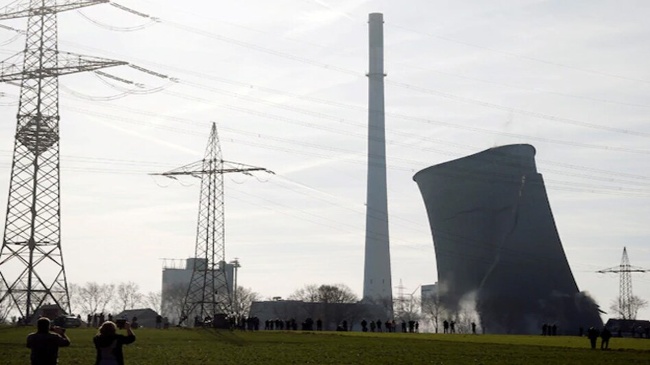 The best course of action is to allow the third exchange to mature and use this time to debate on the utility of a market coupler The best course of action is to allow the third exchange to mature and use this time to debate on the utility of a market coupler