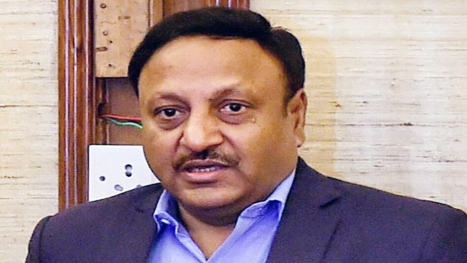 During the span of more than 36 years of service, Kumar has worked in various ministries at the Centre and his state cadre of earlier Bihar and then Jharkhand During the span of more than 36 years of service, Kumar has worked in various ministries at the Centre and his state cadre of earlier Bihar and then Jharkhand