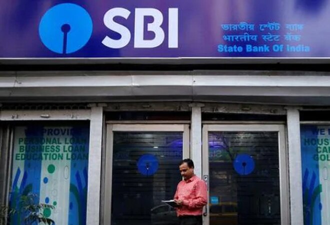 State Bank of India has issued notifications for the recruitment of specialist cadre officers on its official website where candidates can apply State Bank of India has issued notifications for the recruitment of specialist cadre officers on its official website where candidates can apply