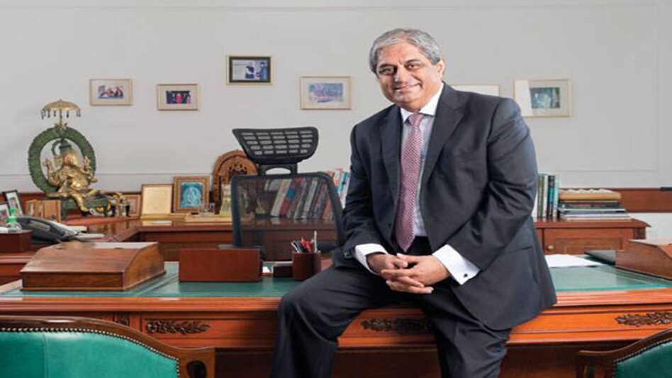 Aditya Puri, who led HDFC Bank since its inception over 25 years ago, retired on Monday, October 26, after an illustrious career at the institution's helm Aditya Puri, who led HDFC Bank since its inception over 25 years ago, retired on Monday, October 26, after an illustrious career at the institution's helm