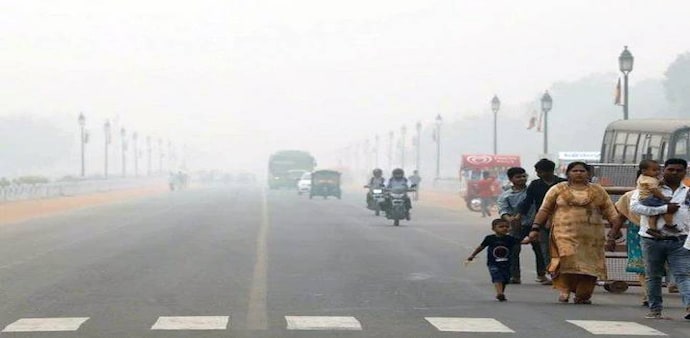 Delhi's air quality fell to the "very poor" category on Monday, post Dussehra festival celebration Delhi's air quality fell to the "very poor" category on Monday, post Dussehra festival celebration