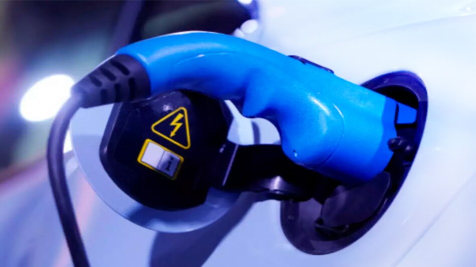 Delhi exempts road tax on battery-run vehicles under EV policy Delhi exempts road tax on battery-run vehicles under EV policy