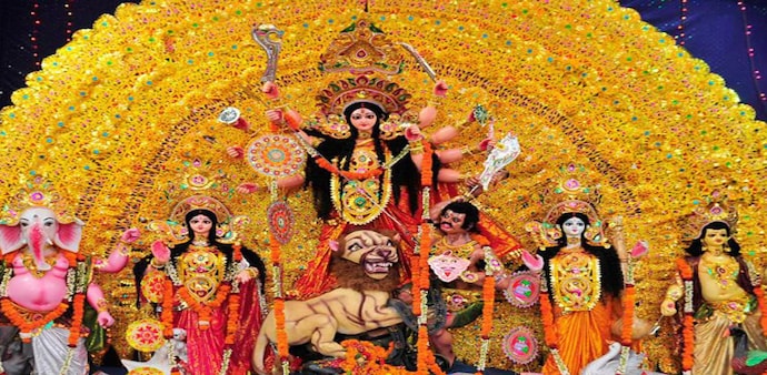 Happy Navratri: During the nine-day duration of Navratri, nine avatars of Goddess Durga, also known as the Goddess of war, are worshipped Happy Navratri: During the nine-day duration of Navratri, nine avatars of Goddess Durga, also known as the Goddess of war, are worshipped
