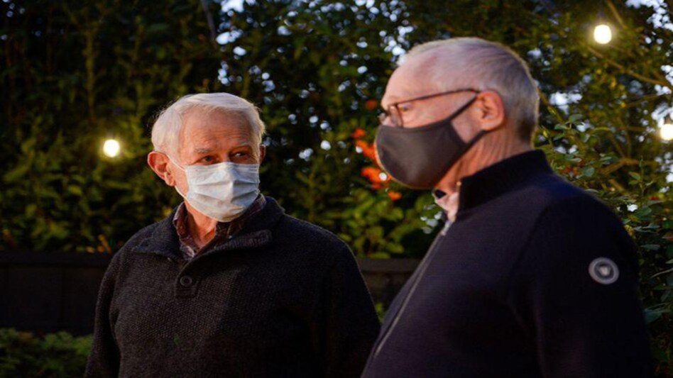 Nobel Prize winner Robert Wilson and Paul Milgrom (Photo: Reuters) Nobel Prize winner Robert Wilson and Paul Milgrom (Photo: Reuters)