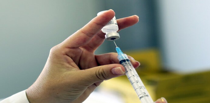 UK government has ordered 100 million doses of the vaccine once it is ready for rollout (Representational image) UK government has ordered 100 million doses of the vaccine once it is ready for rollout (Representational image)