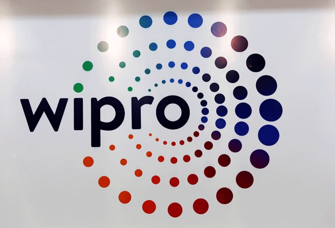 Wipro resumes guidance; expects to clock 1.5-3.5% growth in Q3 Wipro resumes guidance; expects to clock 1.5-3.5% growth in Q3