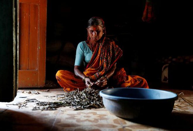 Rural wages in 40% states growing below national average Rural wages in 40% states growing below national average