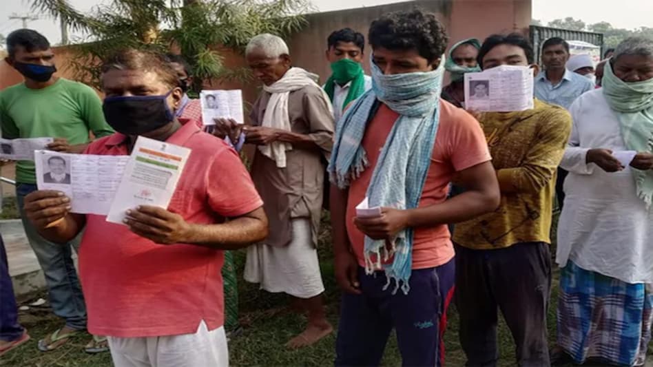 The third phase, which covers 78 assembly seats and 19 districts will see 2.34 eligible voters exercise their vote The third phase, which covers 78 assembly seats and 19 districts will see 2.34 eligible voters exercise their vote