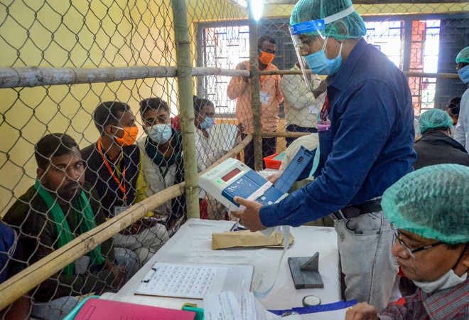 BIHAR ELECTION RESULTS 2015 LIVE STREAMING ON AAJ TAK visual data 3