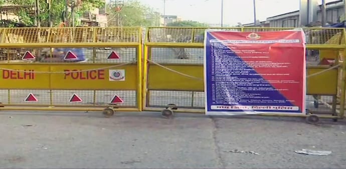 Delhi's three districts have more than 500 containment zones - southwest (740), south (700), west (568) and southeast (505) Delhi's three districts have more than 500 containment zones - southwest (740), south (700), west (568) and southeast (505)