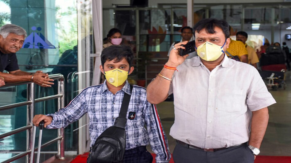 COVID-19 risk in airplanes can't be compared to dining out, shopping: scientists COVID-19 risk in airplanes can't be compared to dining out, shopping: scientists