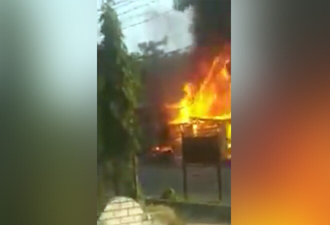 Kolkata slum fire burns down 50-60 huts; CM Mamata Banerjee takes stock