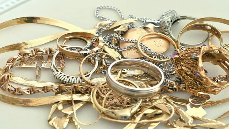 Gems and jewellery exports declined by about 49.5 percent to $ 11.61 billion in April-October 2020 Gems and jewellery exports declined by about 49.5 percent to $ 11.61 billion in April-October 2020