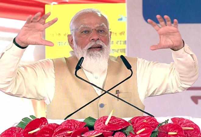 PM Modi inaugurates six-lane highway project in Varanasi PM Modi inaugurates six-lane highway project in Varanasi