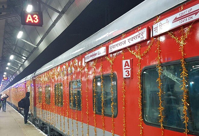 Prayagraj Express becomes India's first train with 24 coaches to run at 130kmph Prayagraj Express becomes India's first train with 24 coaches to run at 130kmph