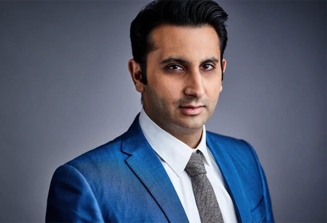 Serum Institute of India CEO Adar Poonawalla's tweet comes after drugmakers Moderna and Pfizer recently claimed that their respective coronavirus vaccine candidate showed 90 per cent efficacy Serum Institute of India CEO Adar Poonawalla's tweet comes after drugmakers Moderna and Pfizer recently claimed that their respective coronavirus vaccine candidate showed 90 per cent efficacy