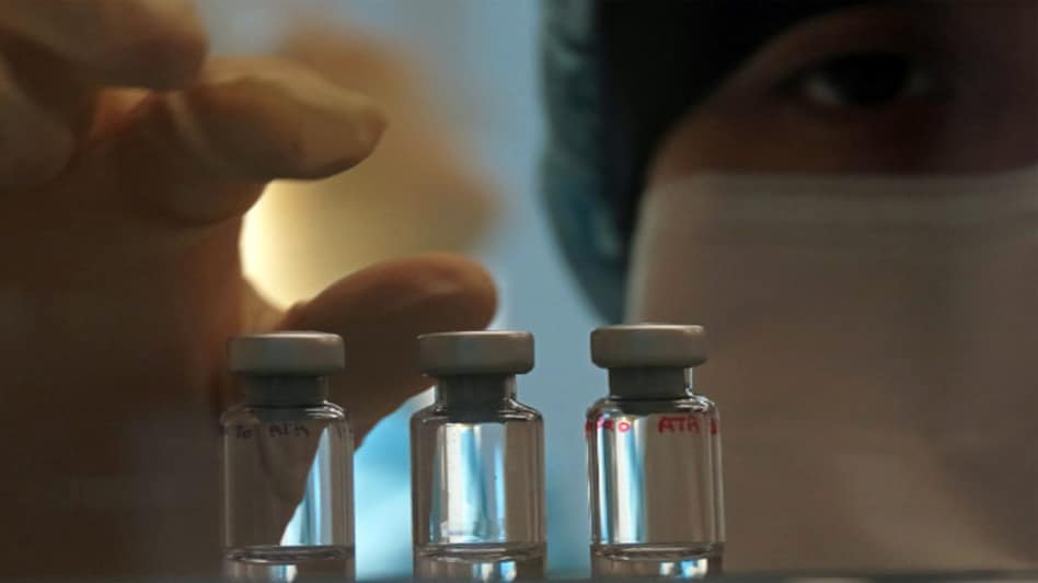 According to the study, published in the journal Biomaterials Science, the viruses in vaccines, which train our cells to identify and vanquish viral invaders, unfold when it's hot, or when there's space to move around According to the study, published in the journal Biomaterials Science, the viruses in vaccines, which train our cells to identify and vanquish viral invaders, unfold when it's hot, or when there's space to move around