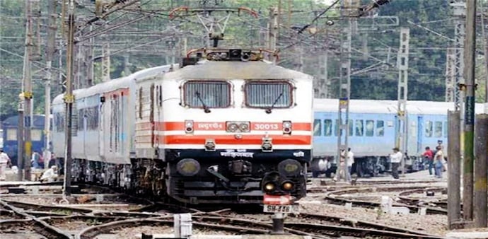 Dilli Chalo protests today: Commuters can also visit official Indian Railways website, IRCTC app, IRCTC website and other apps related to railways to check for further updates Dilli Chalo protests today: Commuters can also visit official Indian Railways website, IRCTC app, IRCTC website and other apps related to railways to check for further updates