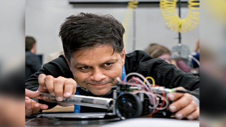 Anand Agarwal, CEO of STL Anand Agarwal, CEO of STL