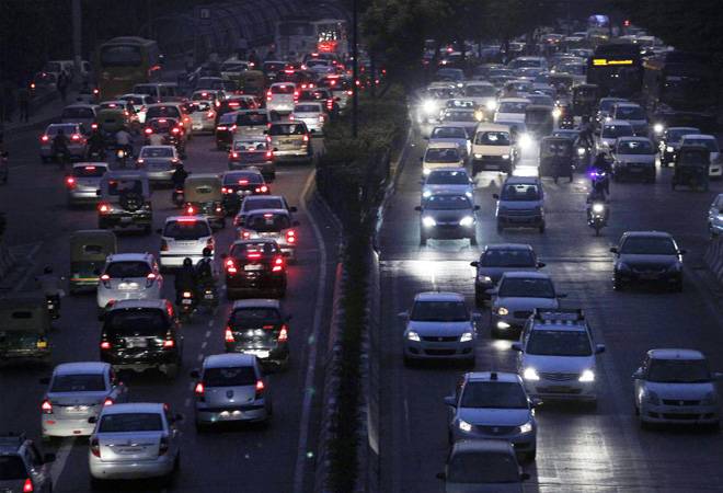 Farmers' protests: Entry to Delhi via Chilla border shut