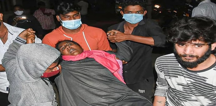 As many as 37 more cases of mysterious illness were reported in Eluru on Wednesday and Thursday As many as 37 more cases of mysterious illness were reported in Eluru on Wednesday and Thursday