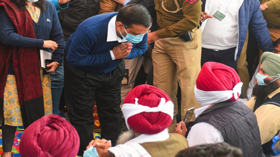 Farmers' protest: Arvind Kejriwal placed under 'house arrest', alleges AAP; Delhi Police denies Farmers' protest: Arvind Kejriwal placed under 'house arrest', alleges AAP; Delhi Police denies