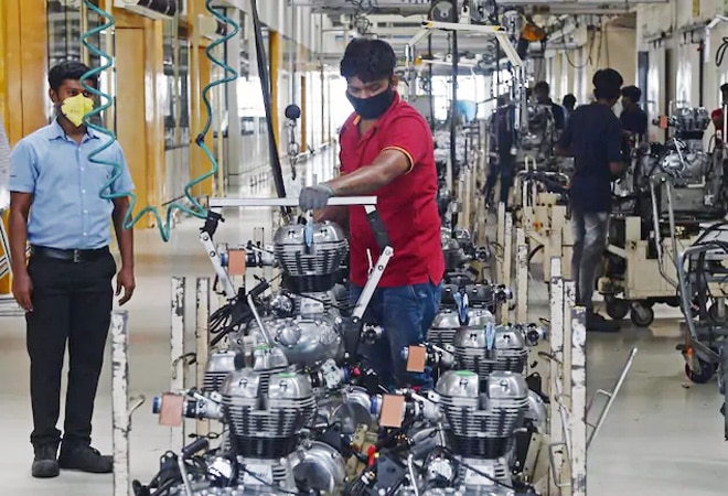 The nominal GDP loss narrowed down to Rs 2 lakh crore in Q2 FY21 from 11.1 lakh crore in Q1, as per the SBI report titled 'Six months after unlock' The nominal GDP loss narrowed down to Rs 2 lakh crore in Q2 FY21 from 11.1 lakh crore in Q1, as per the SBI report titled 'Six months after unlock'