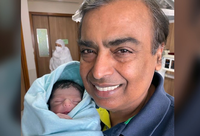 Mukesh Ambani's grandson named Prithvi Akash Ambani Mukesh Ambani's grandson named Prithvi Akash Ambani