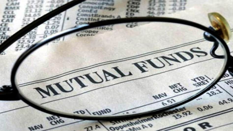 All equity MF categories witnessed outflows with the largecap fund category seeing the highest outflows, followed by multicap and midcap fund categories All equity MF categories witnessed outflows with the largecap fund category seeing the highest outflows, followed by multicap and midcap fund categories