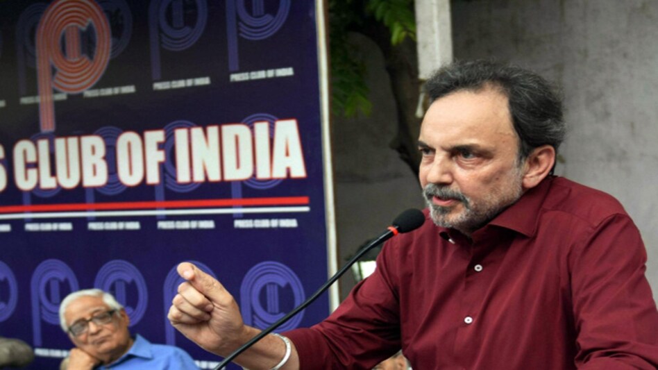 NDTV Promoter Prannoy Roy NDTV Promoter Prannoy Roy